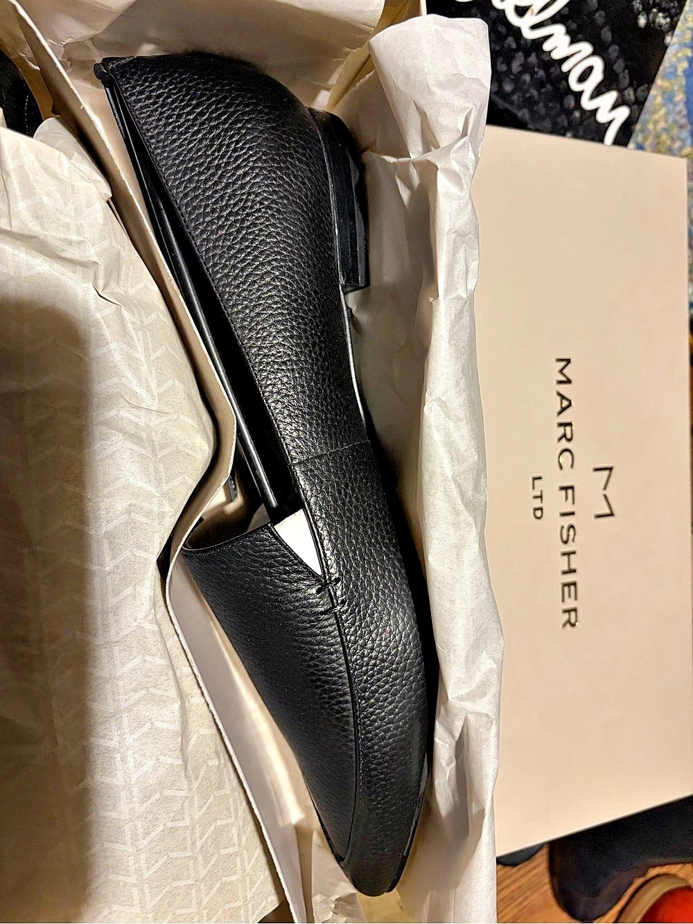 Marc Fisher LTD Zurri Pointed Toe Flat Black Leather US 10 M